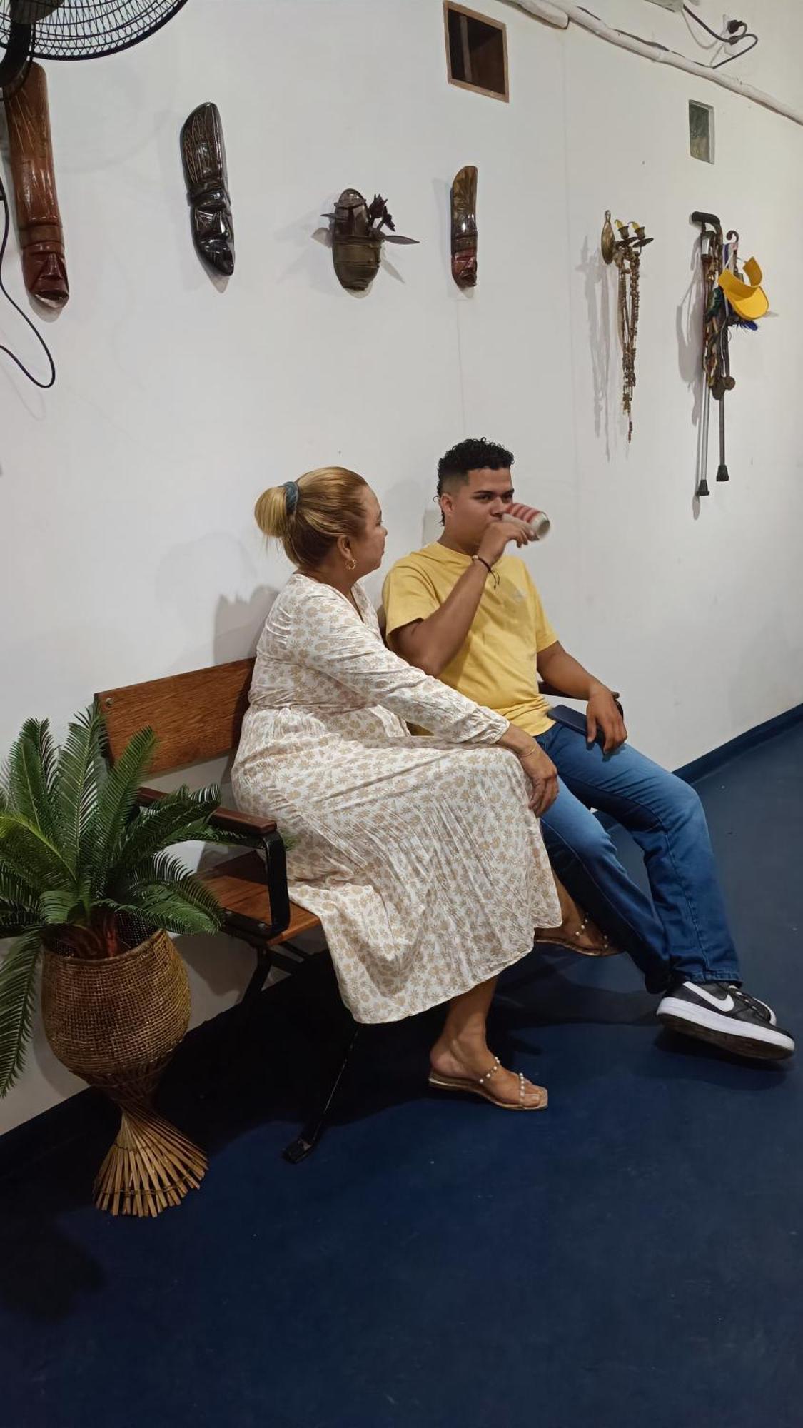 Hotel Gavas Amazonas Leticia Zewnętrze zdjęcie